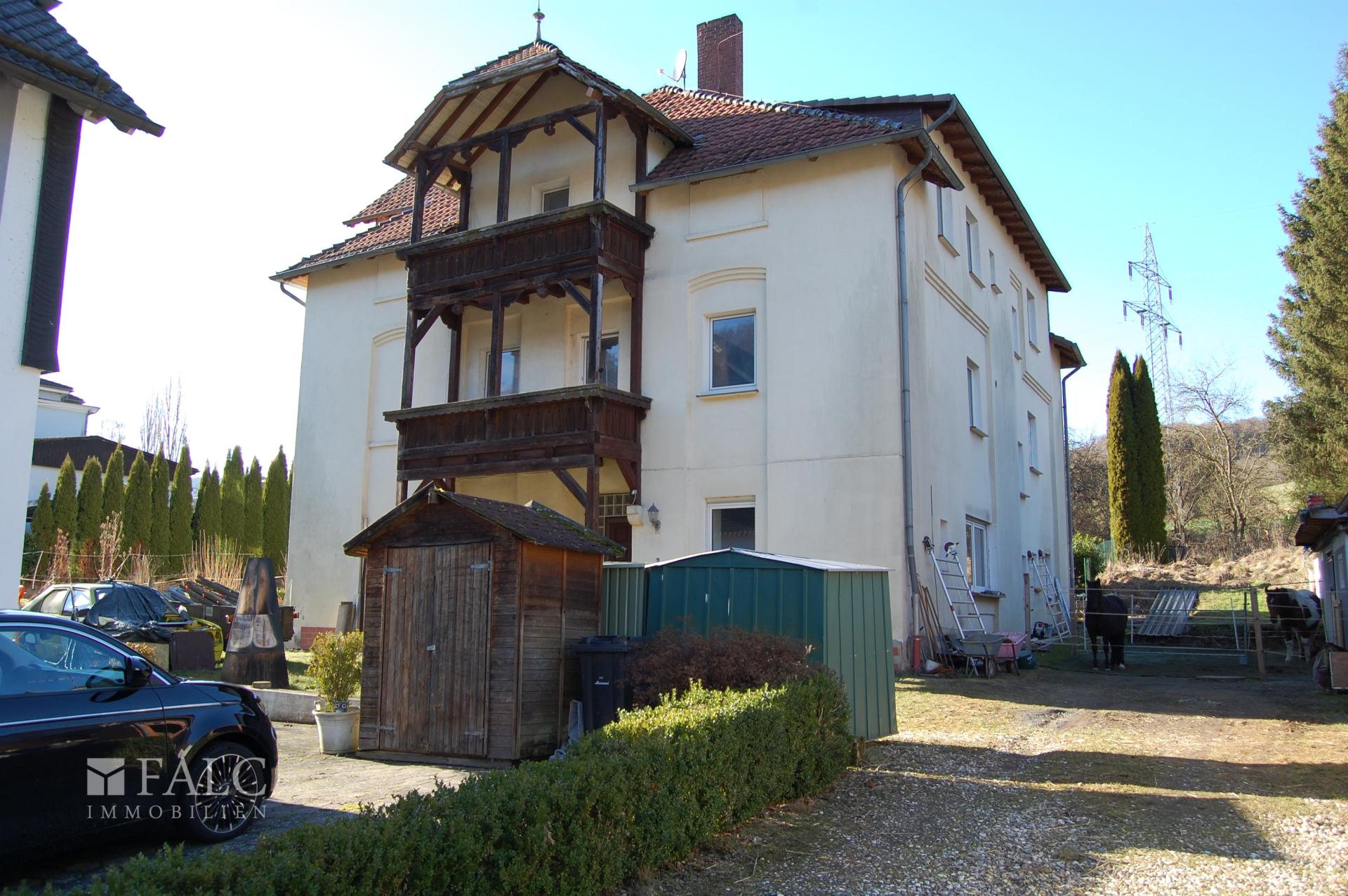 Hausansicht links vorne